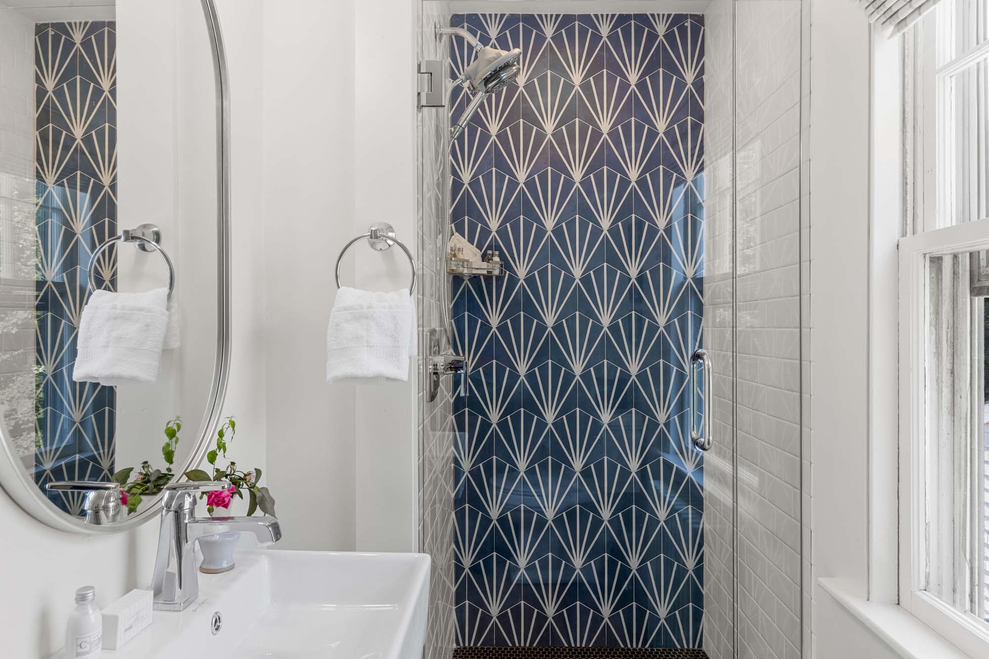 luxury bathroom, specialty tile