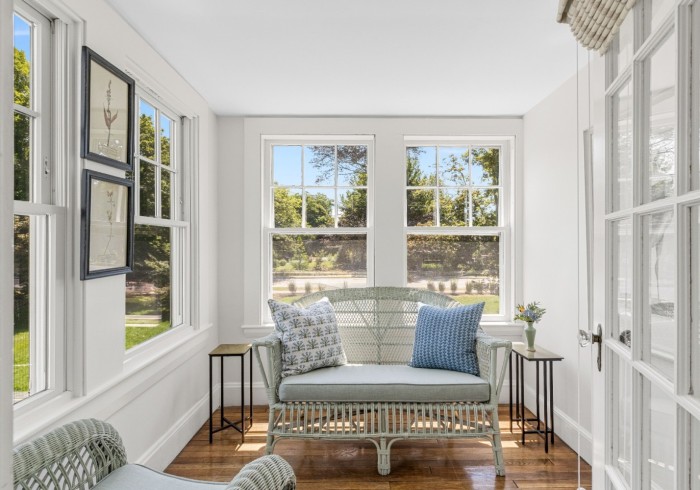 2nd Floor - Deluxe King Sunroom 3